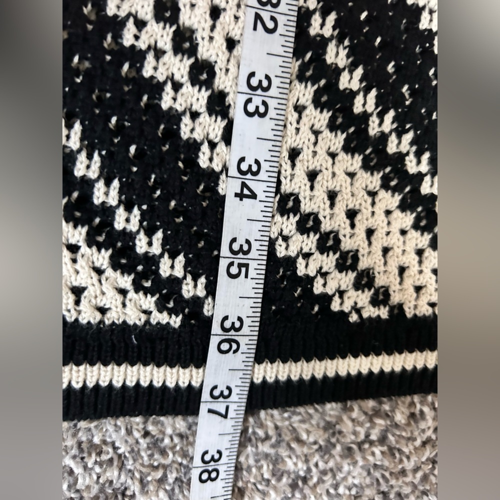 GAP NWOT Black and White Crochet Sleeveless Mini Sweater Dress XS - Picture 8 of 9